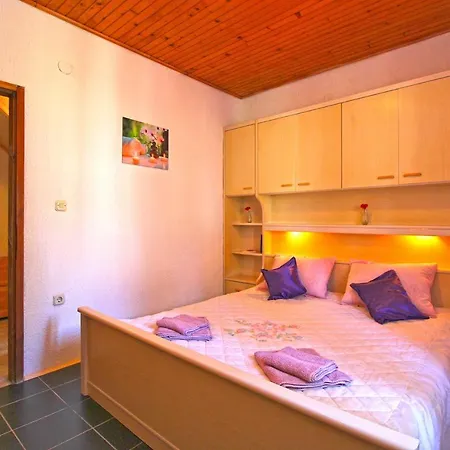 Luka 2192 Apartment *